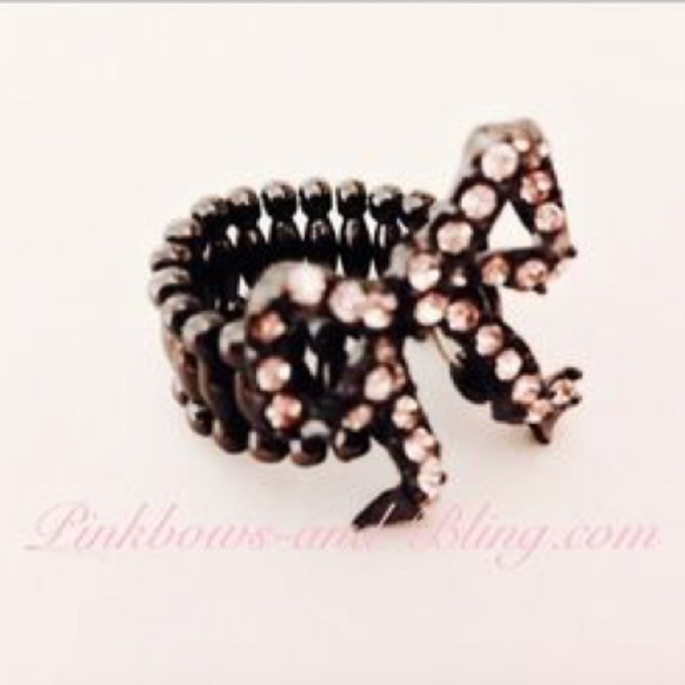 Black bow crystal stretch Betsey Johnson ring R25
